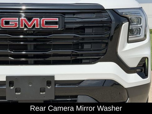 Used 2025 GMC Terrain Elevation w/ Technology Package II AWD/4WD image 4