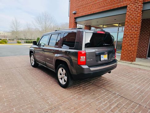 Used 2011 Jeep Patriot Latitude image 4