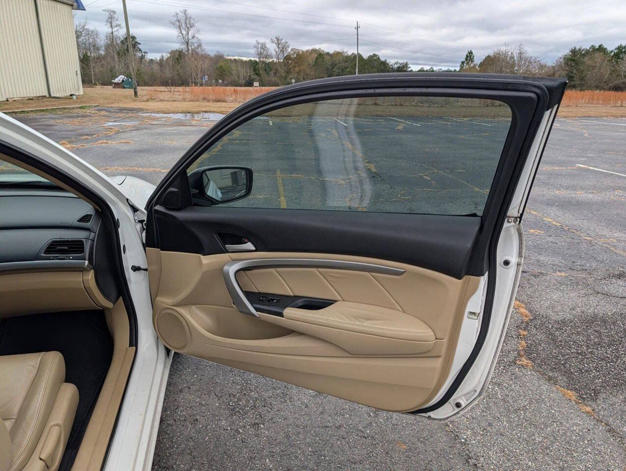 Used 2010 Honda Accord EX-L image 27