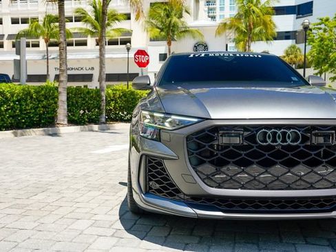 Used 2025 Audi RS Q8 performance AWD/4WD image 5