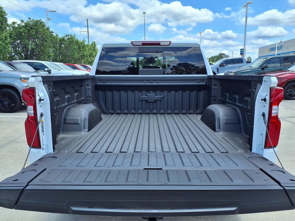New 2026 Chevrolet Silverado 1500 RST RWD image 9