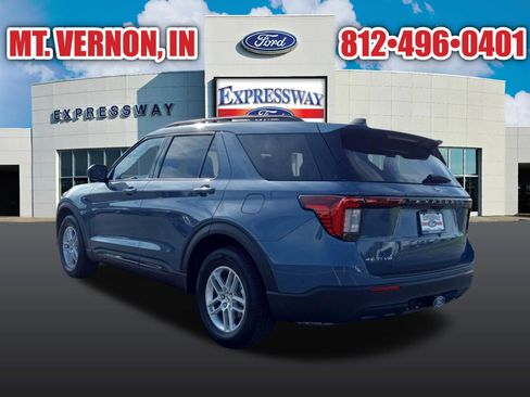 New 2026 Ford Explorer Active RWD image 8