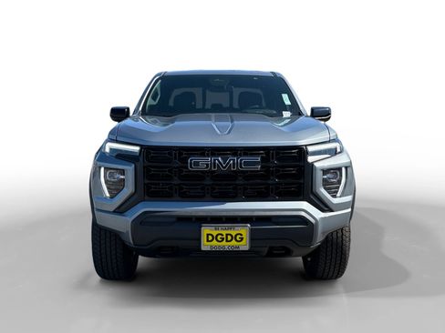 New 2026 GMC Canyon Elevation w/ LPO, Black Badging Package RWD image 8