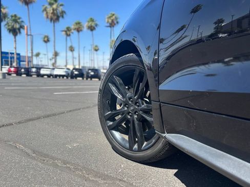 Used 2019 Ford Edge ST w/ Equipment Group 401A AWD/4WD image 4