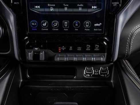 Used 2021 RAM 1500 Limited w/ Night Edition image 28