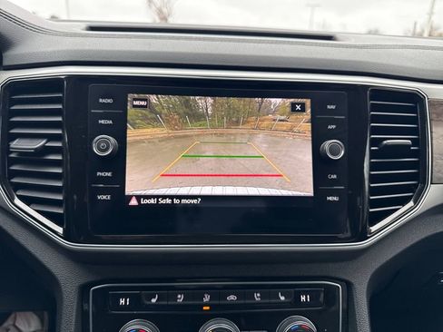 Used 2019 Volkswagen Atlas SEL Premium image 24