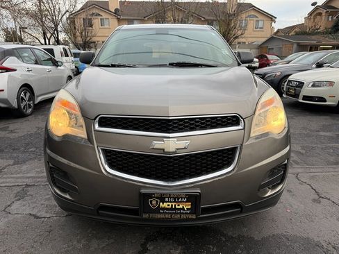 Used 2010 Chevrolet Equinox LS image 2