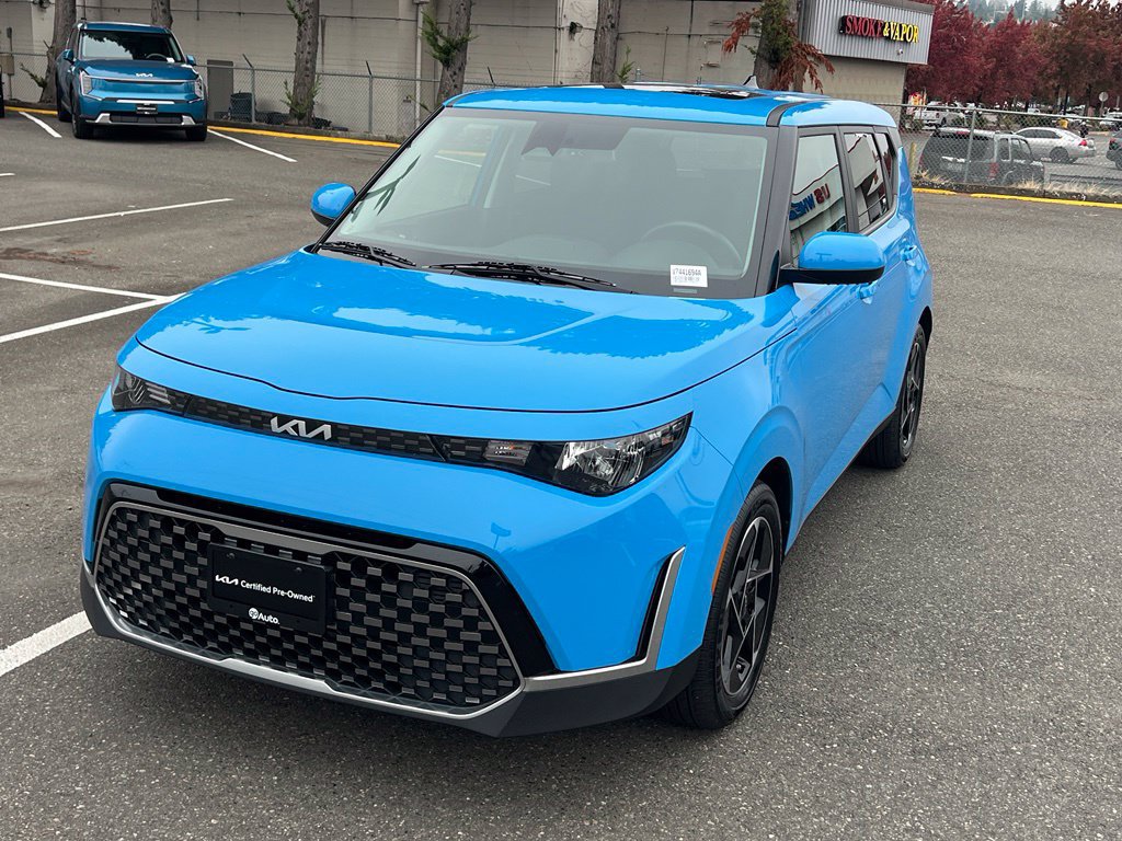 Certified 2024 Kia Soul EX FWD image 3