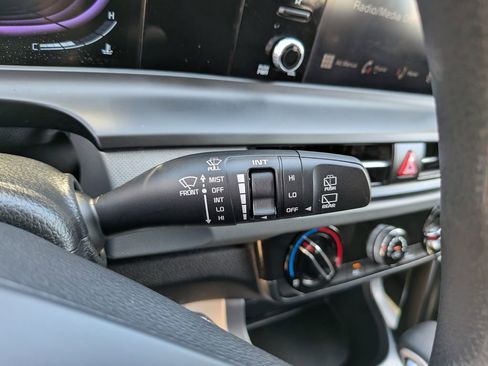 Certified 2026 Kia Seltos LX FWD image 31