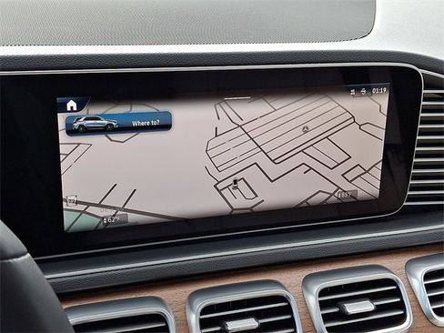 Certified 2025 Mercedes-Benz GLE 450 4MATIC image 18