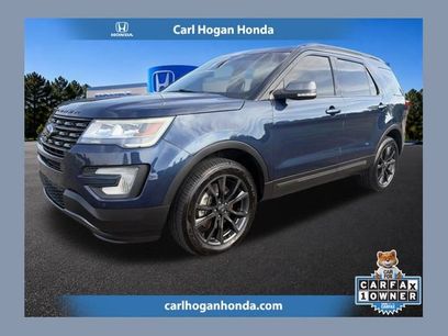 Used 2017 Ford Explorer XLT w/ Equipment Group 202A