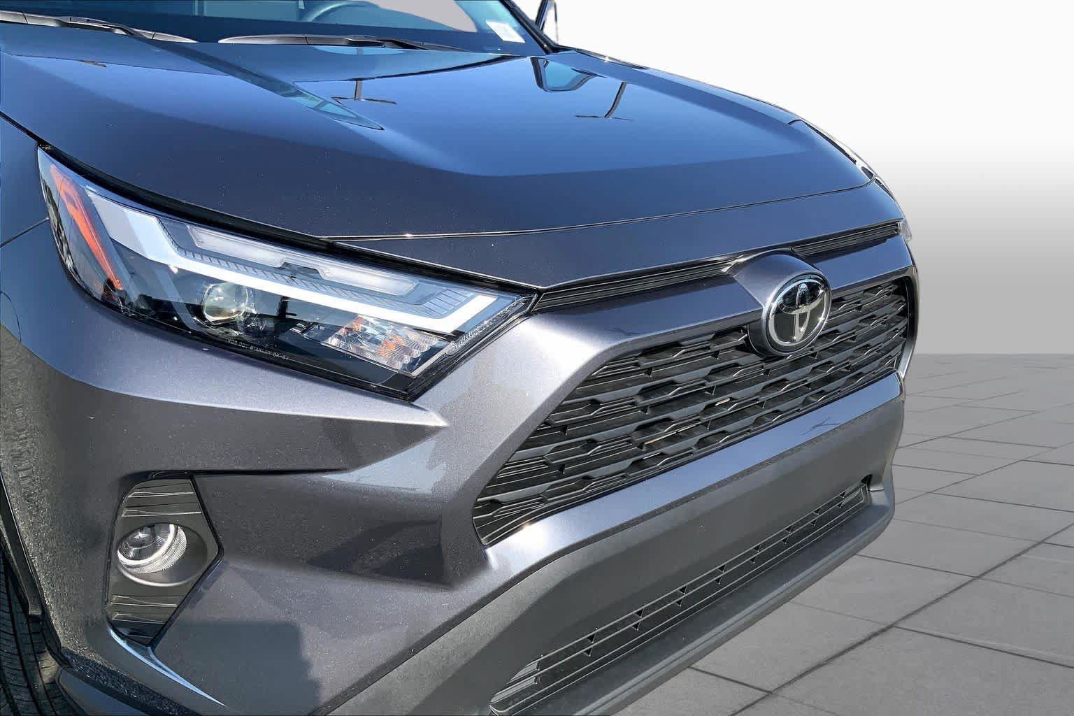 Used 2025 Toyota RAV4 XLE w/ Convenience Package AWD/4WD image 29