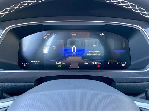 Used 2024 Volkswagen Tiguan SE image 20