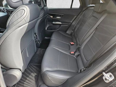 Certified 2026 Mercedes-Benz GLC 300 image 19