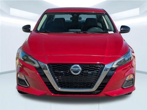 Used 2023 Nissan Altima 2.5 SR FWD image 13