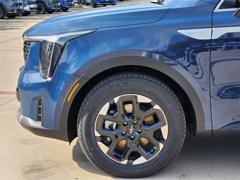 New 2026 Kia Sorento S image 5