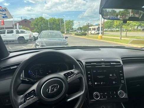 Used 2023 Hyundai Santa Cruz SEL w/ Launch Package AWD/4WD image 16