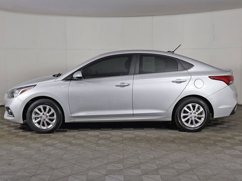 Used 2022 Hyundai Accent SEL image 14