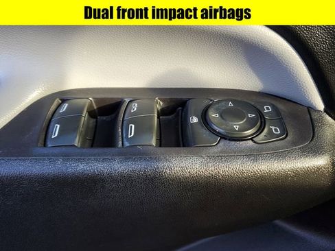 Used 2020 Chevrolet Equinox LS w/ LS Convenience Package image 19