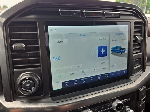 Used 2021 Ford F150 Lariat w/ Equipment Group 502A High AWD/4WD image 21