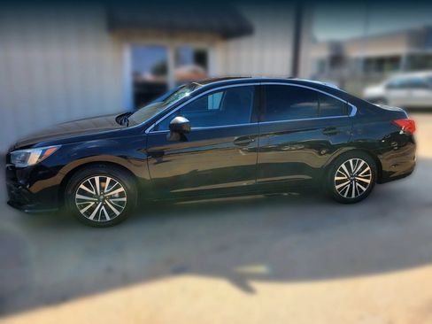 Used 2019 Subaru Legacy 2.5i w/ Alloy Wheel Package AWD/4WD image 10