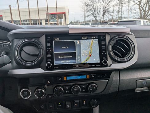 Used 2023 Toyota Tacoma TRD Pro image 18