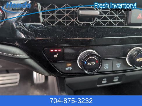 Used 2023 Honda Accord Sport image 25