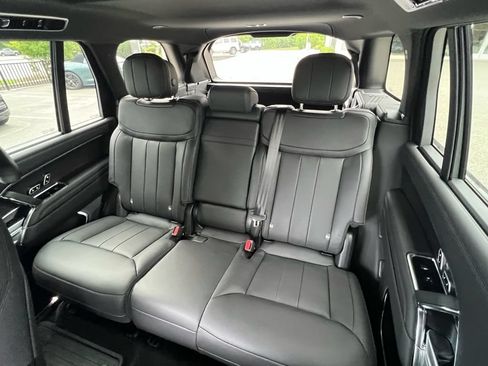 New 2026 Land Rover Range Rover Long Wheelbase SE AWD/4WD image 20