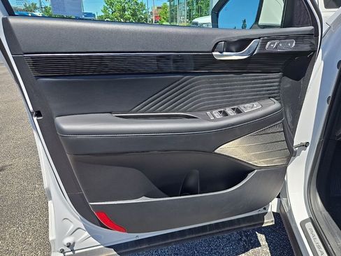 Certified 2025 Hyundai Palisade Calligraphy AWD/4WD image 31