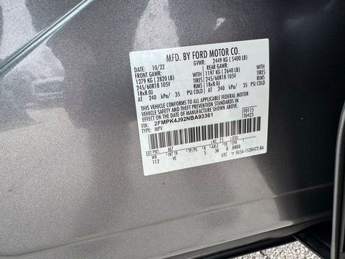 Used 2022 Ford Edge SEL image 32