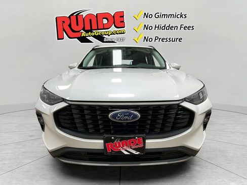 Used 2024 Ford Escape Platinum AWD/4WD image 9