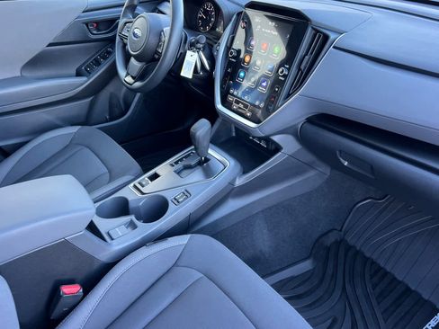 Used 2025 Subaru Crosstrek 2.0i Premium image 16