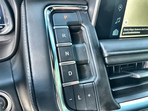 Used 2022 Chevrolet Tahoe Z71 w/ Luxury Package image 26