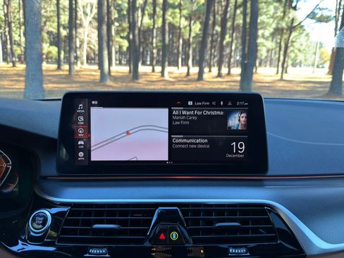 Certified 2023 BMW 540i w/ M Sport Package image 4