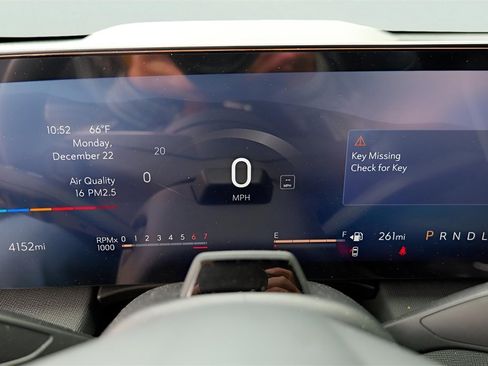 New 2025 Buick Enclave Sport Touring w/ Super Cruise Package image 14