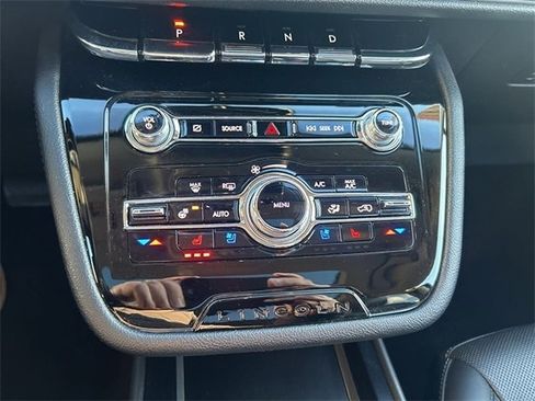 Used 2022 Lincoln Corsair Reserve w/ Equipment Group 201A image 13