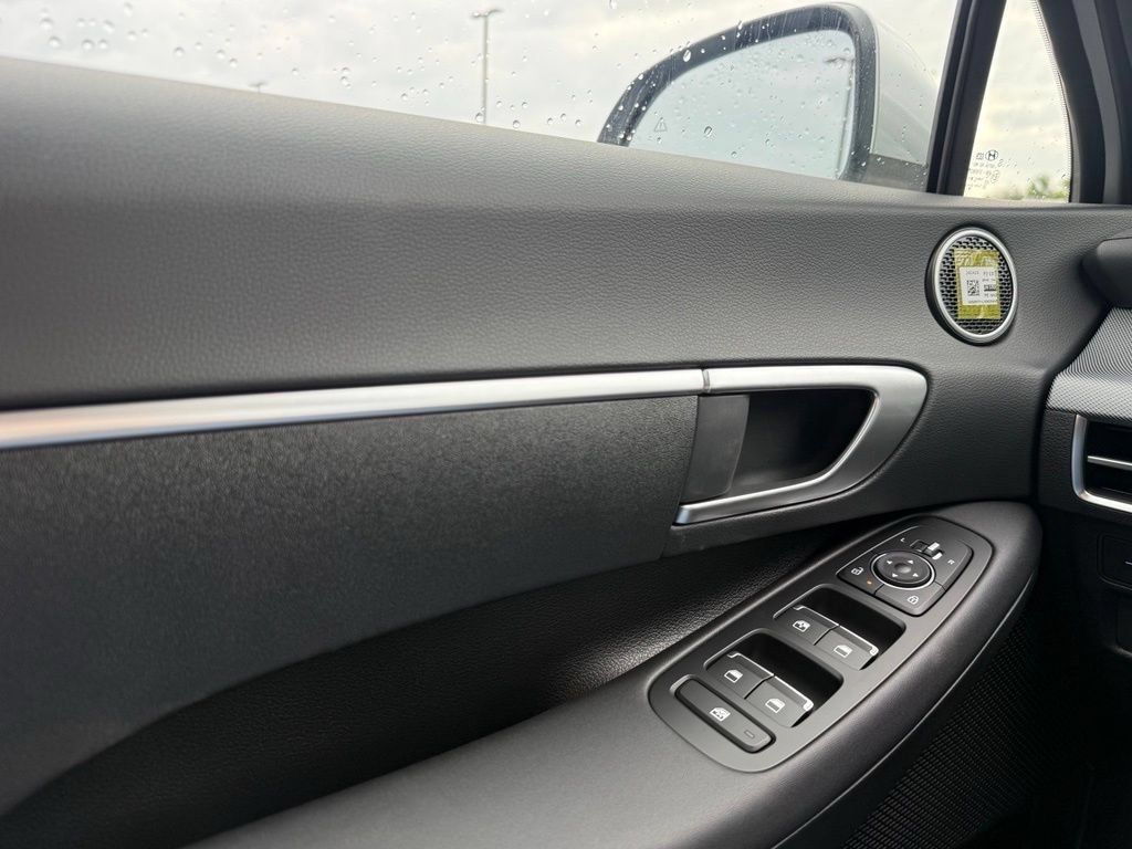 New 2026 Hyundai Sonata SE FWD image 11