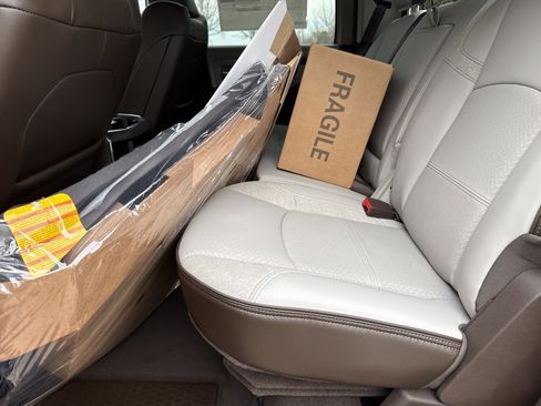 New 2026 RAM 3500 Laramie w/ Max Tow Package image 27