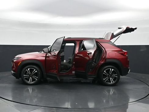 Used 2024 Chevrolet TrailBlazer LT w/ Driver Confidence Package FWD image 49