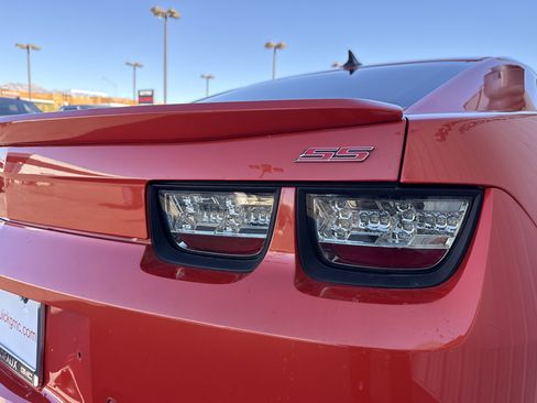 Used 2011 Chevrolet Camaro SS w/ RS Package image 11