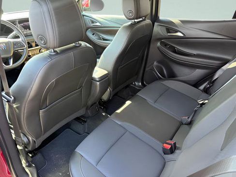 Used 2024 Buick Encore GX Preferred AWD/4WD image 5