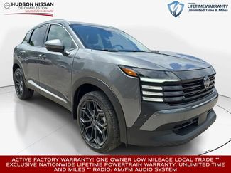 Used 2025 Nissan Kicks SR FWD video 1