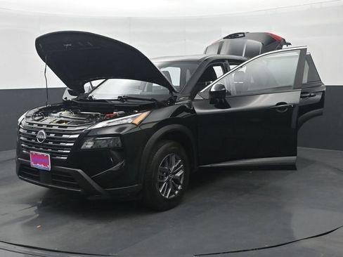 Used 2026 Nissan Rogue SV FWD image 36