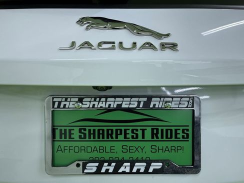 Used 2019 Jaguar F-PACE Premium image 12