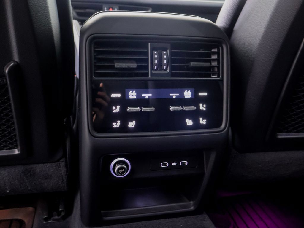 Certified 2026 Porsche Cayenne E-Hybrid AWD/4WD image 29