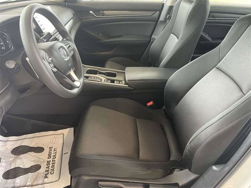 Used 2018 Honda Accord Hybrid image 13