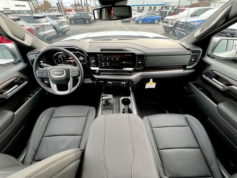 New 2026 GMC Sierra 1500 SLT w/ SLT Premium Plus Package image 18