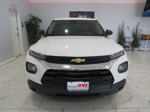 Used 2022 Chevrolet TrailBlazer LS FWD image 9