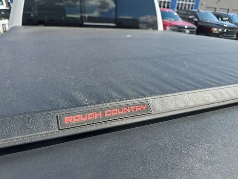 Used 2025 RAM 1500 Laramie w/ Sport Appearance Package AWD/4WD image 7