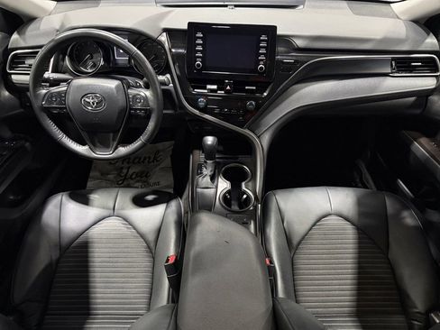 Used 2024 Toyota Camry SE image 36